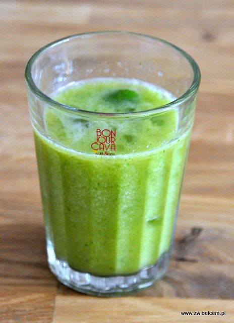 Kraków - Bonjour CaVa - shake mango ze szpinakiem