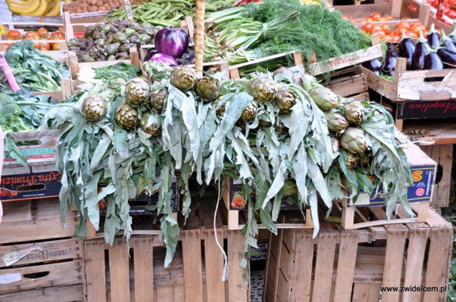 Palermo - Capo market - karczochy duże