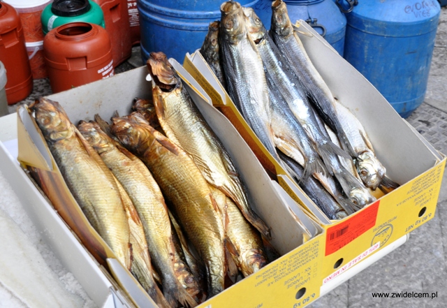 Palermo - Capo market - wędzone ryby