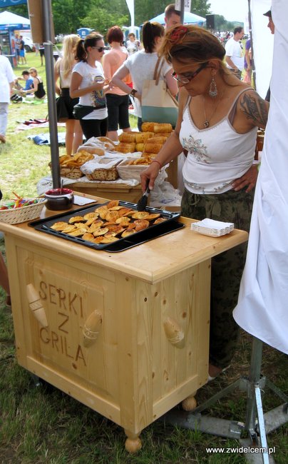 Warszawa - Street Food Festival - sery z grila