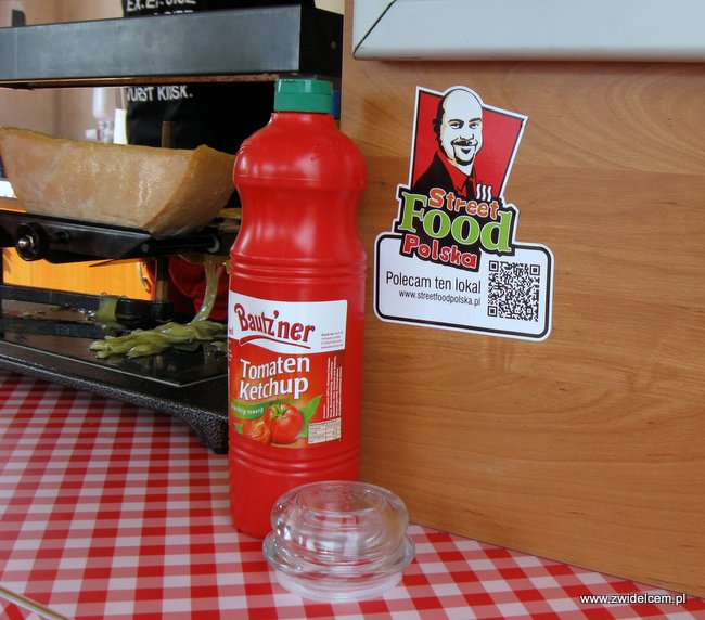 Warszawa - Street Food Festival - Wurst Kiosk - keczup