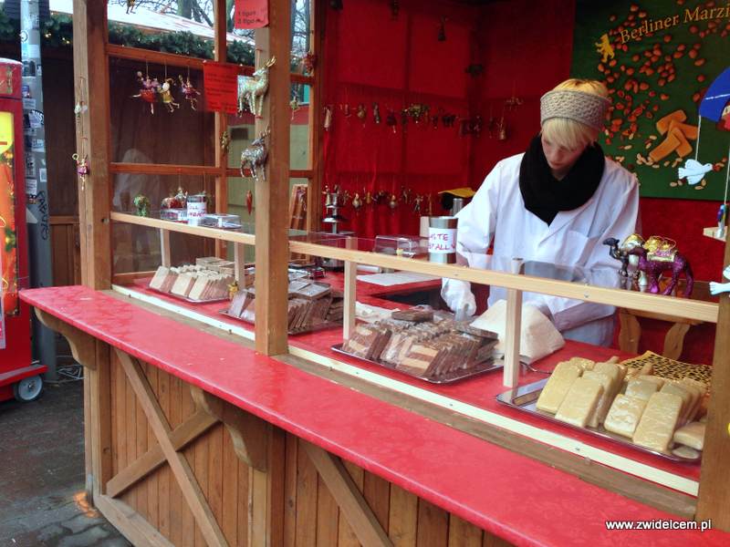 Berlin – Weihnachtsmarkt am Alexanderplatz - marcepan