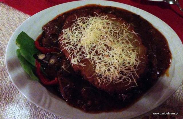 Jaworki - Restauracja Bacówka - placek kwicoła